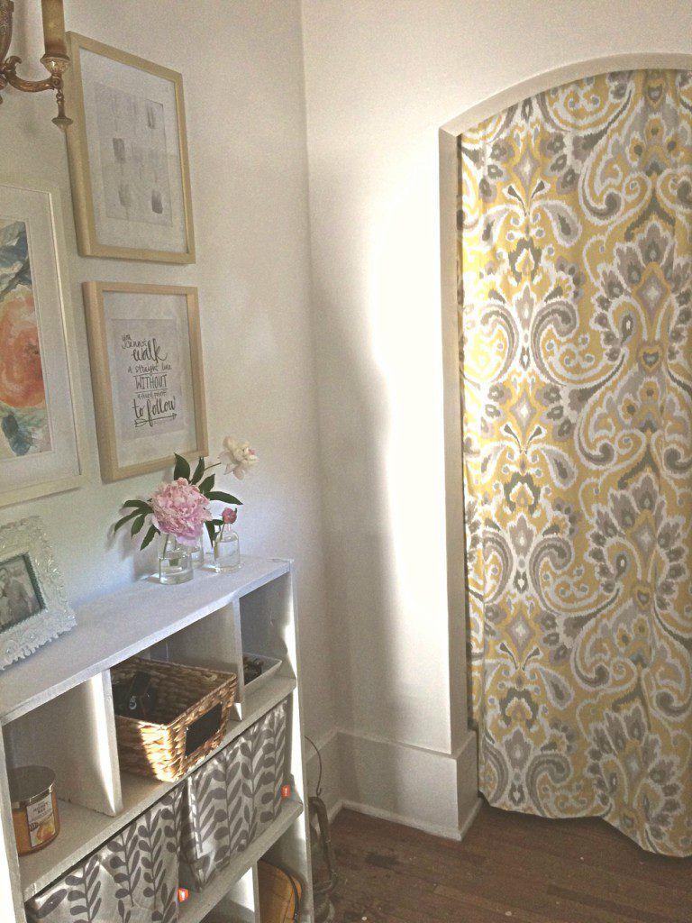 I recently refreshed the old and dingy entryway of my 1929 character house and made it over into a light and bright farmhouse style entryway. There's nothing like a beautiful makeover to greet you after a long day out.
